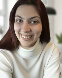 Photo of Jessica Khoury